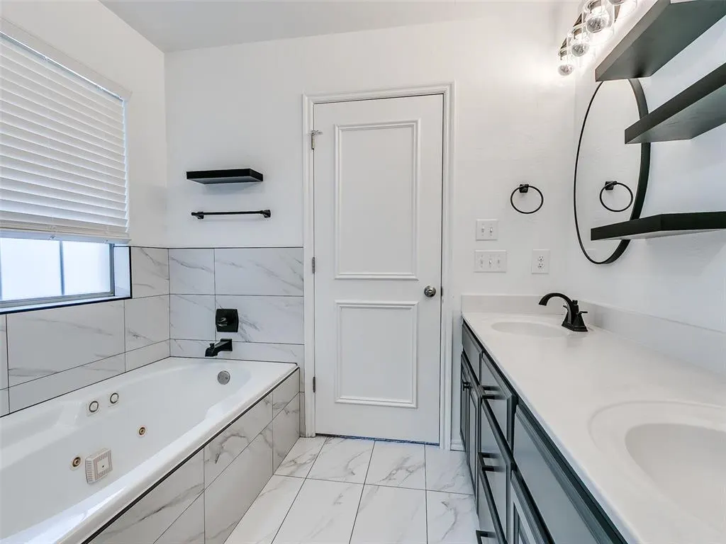 Photo 38 — 2833 Stonebrook Road, Edmond, OK 73003