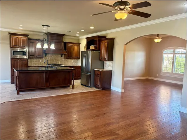 Photo 6 — 912 Stephanie Lane, Altus, OK 73521