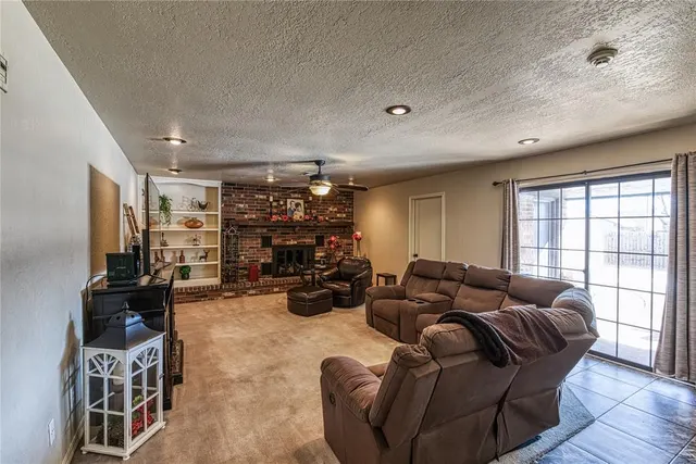 Photo 4 — 1006 Lera Lane, Elk City, OK 73644