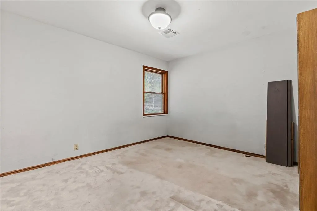 Photo 14 — 103 Cardinal Circle, Fairview, OK 73737