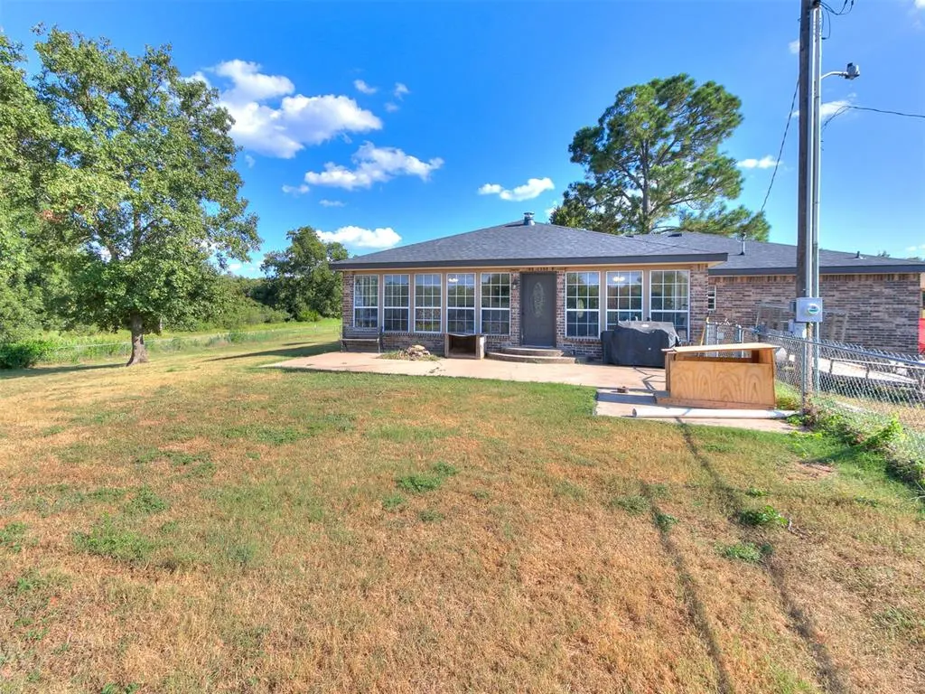 Photo 4 — 31706 Hardesty Road, Shawnee, OK 74801