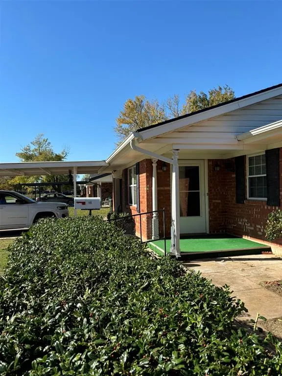 Photo 3 — 101 E Ridge Road, Norman, OK 73069