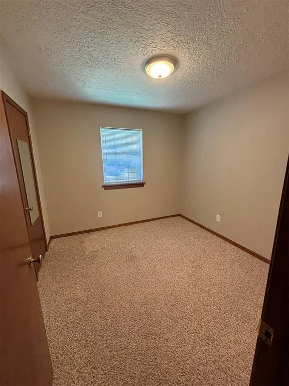 Photo 18 — 101 E Ridge Road, Norman, OK 73069