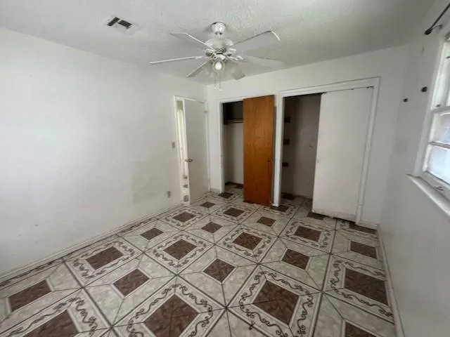 Photo 13 — 2701 SW 52nd Street, Oklahoma City, OK 73119