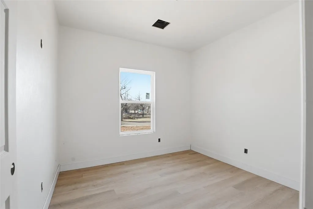 Photo 15 — 218 N Grand Avenue, El Reno, OK 73036