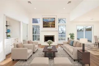 Sold home at 516 W 7th Street