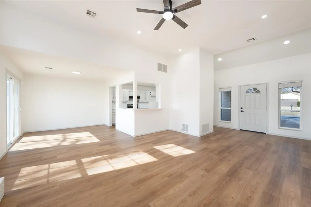 Photo 13 — 516 W 7th Street, Edmond, OK 73003