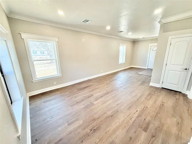 Photo 5 — 1501 N Lee Street, Altus, OK 73521