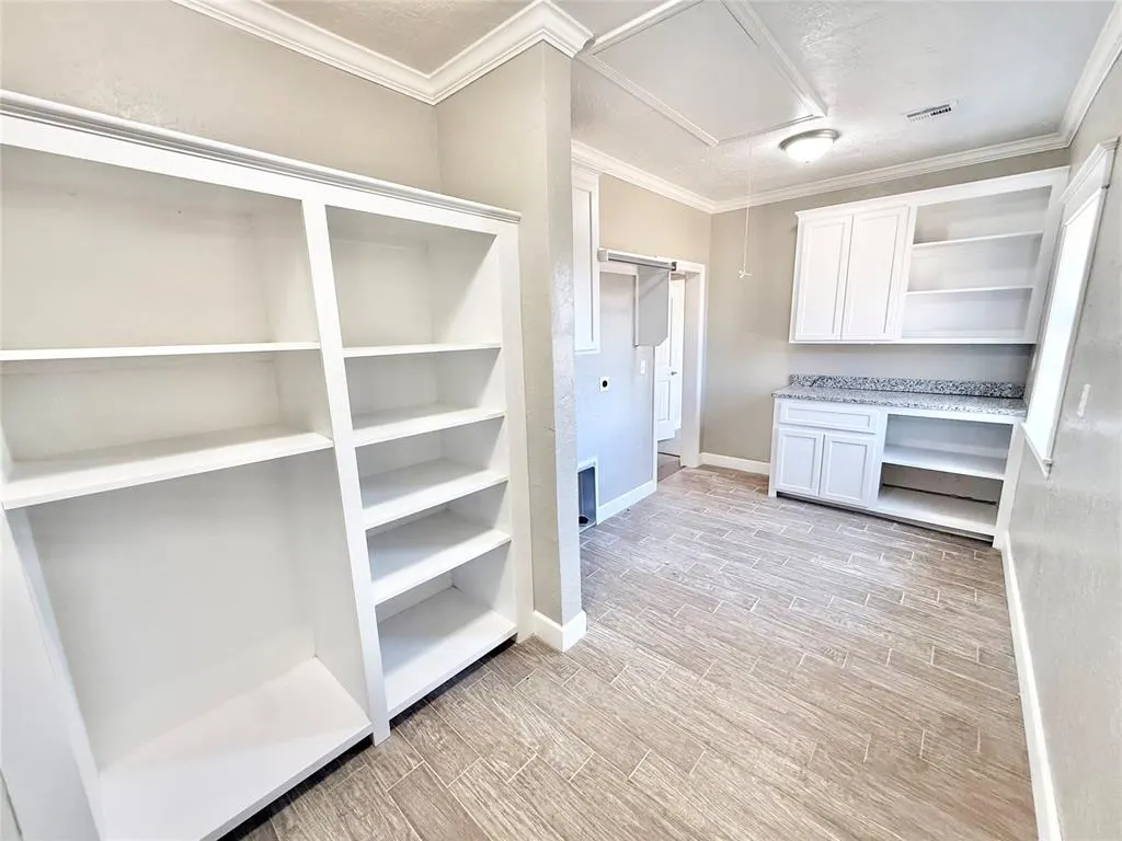 Photo 15 — 1501 N Lee Street, Altus, OK 73521