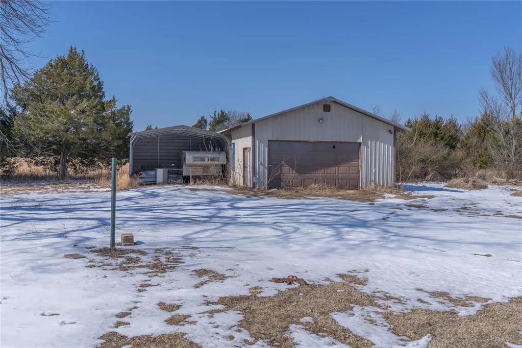 Photo 3 — 506 N 13th Street, Tecumseh, OK 74873
