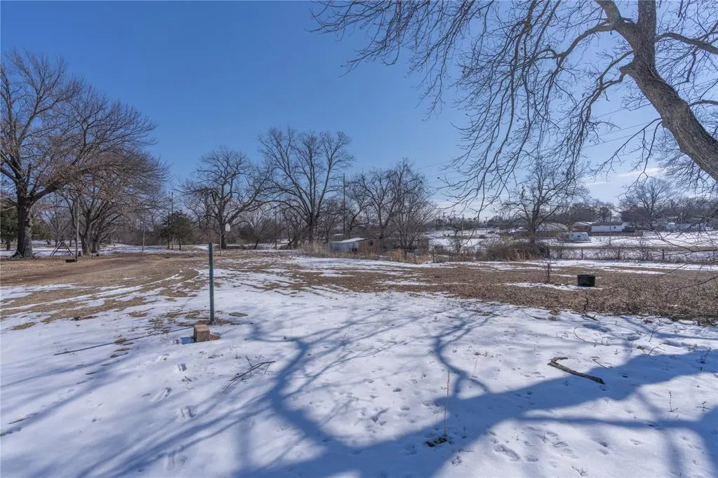 Photo 7 — 506 N 13th Street, Tecumseh, OK 74873