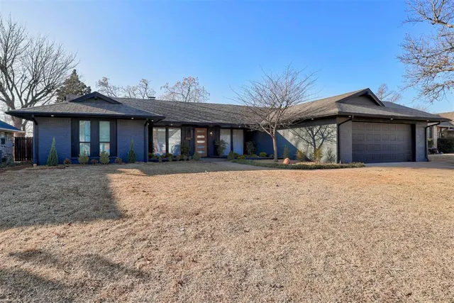 Front exterior — 2316 NW 118th Street, Oklahoma City, OK 73120