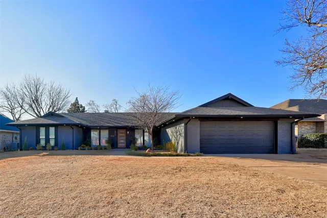 Photo 2 — 2316 NW 118th Street, Oklahoma City, OK 73120