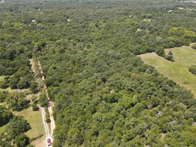 Photo 6 — 6800 Gauntlet Road, Norman, OK 73026