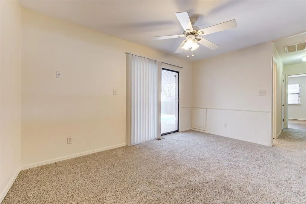 Photo 9 — 6341 N Hammond Avenue, Warr Acres, OK 73122