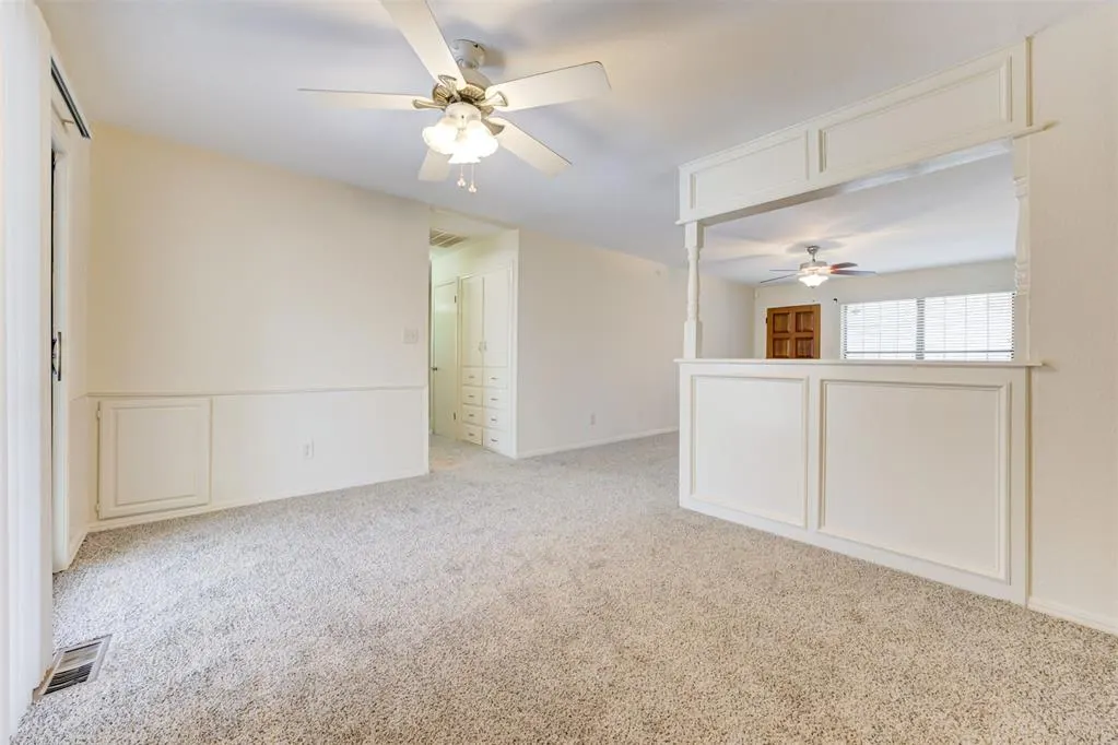 Photo 10 — 6341 N Hammond Avenue, Warr Acres, OK 73122