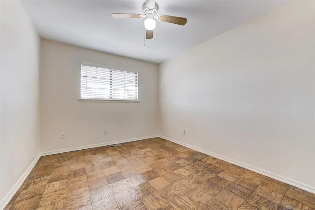 Photo 29 — 6341 N Hammond Avenue, Warr Acres, OK 73122