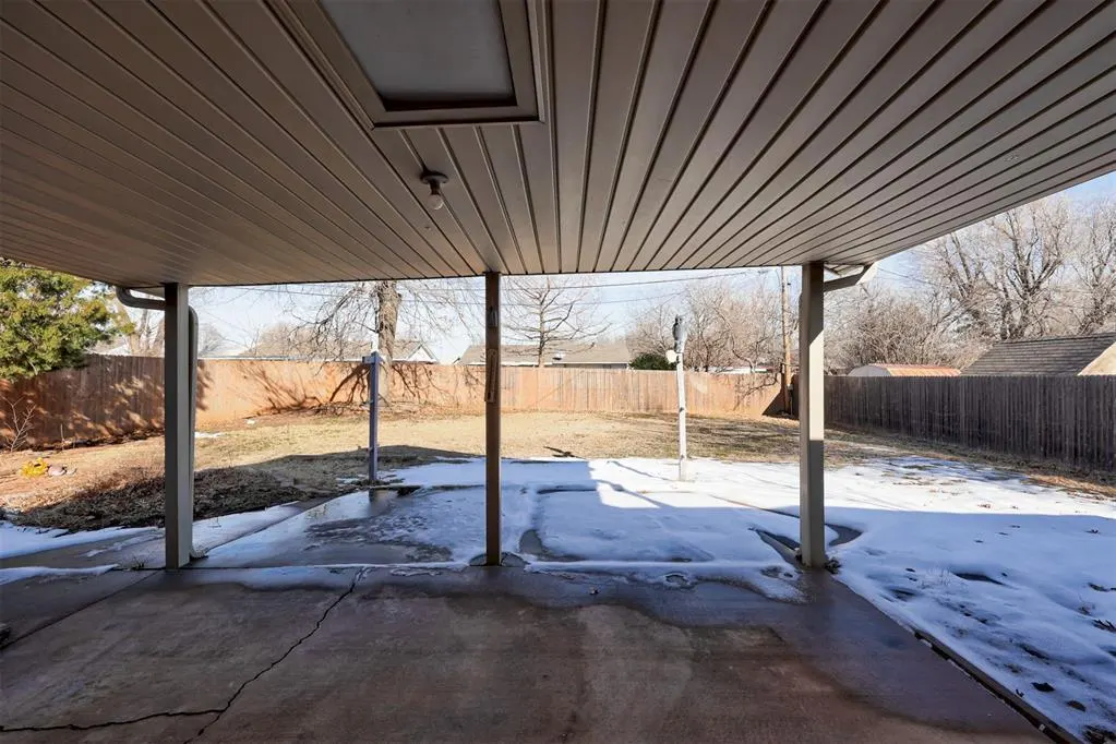 Photo 32 — 6341 N Hammond Avenue, Warr Acres, OK 73122