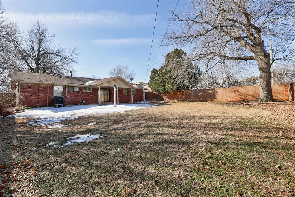 Photo 35 — 6341 N Hammond Avenue, Warr Acres, OK 73122