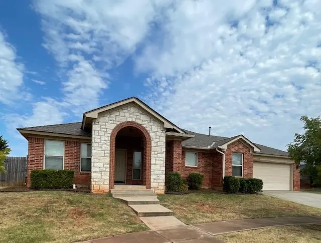 Photo 2 — 3117 Yosemite Drive, Norman, OK 73071