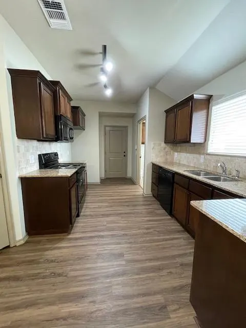 Photo 9 — 3117 Yosemite Drive, Norman, OK 73071