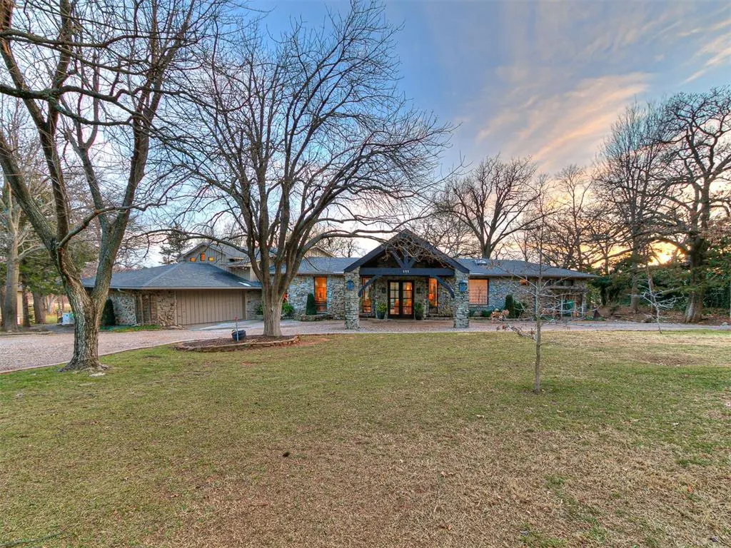 Photo 5 — 111 Lake Aluma Drive, Oklahoma City, OK 73121