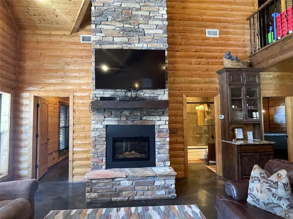 Photo 5 — 72 Dry Fly Lane, Broken Bow, OK 74728