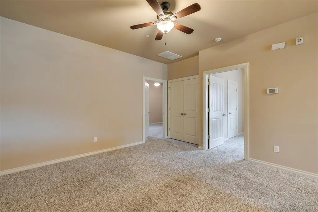 Photo 14 — 913 SW 92nd Street, Oklahoma City, OK 73139