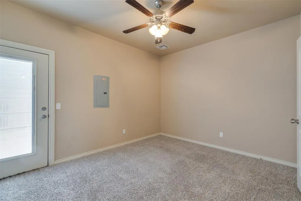 Photo 20 — 913 SW 92nd Street, Oklahoma City, OK 73139