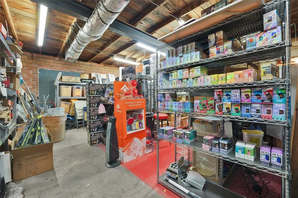 Photo 15 — 1402 W 3rd Street, Elk City, OK 73644