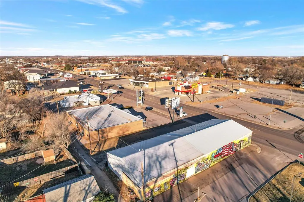 Photo 31 — 1402 W 3rd Street, Elk City, OK 73644