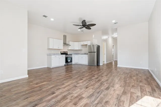 Photo 4 — 218 E 8th Street, Chandler, OK 74834