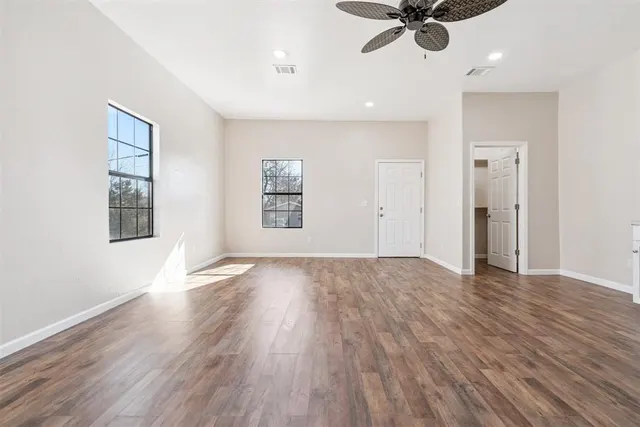Photo 6 — 218 E 8th Street, Chandler, OK 74834