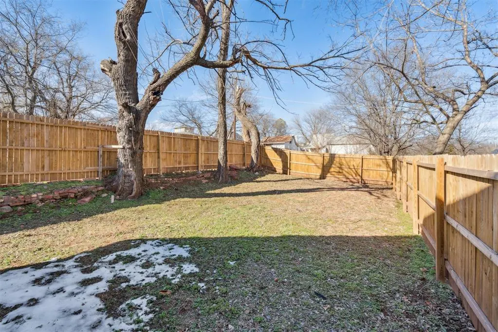 Photo 29 — 218 E 8th Street, Chandler, OK 74834