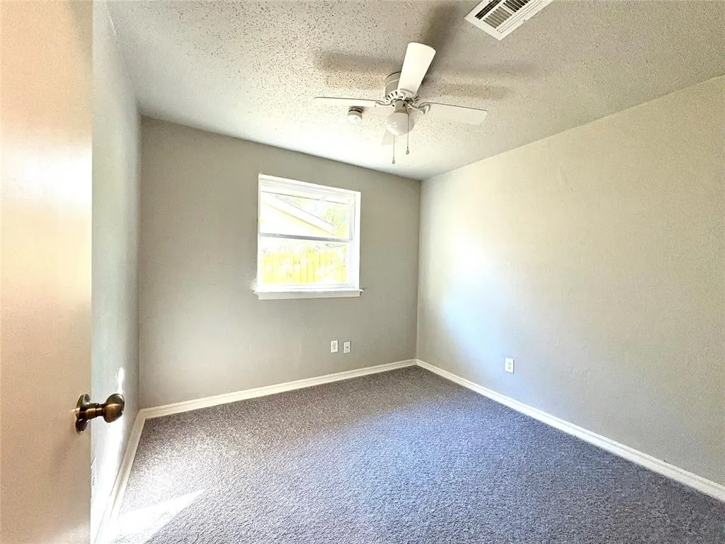 Photo 19 — 336 NW 89th Street, Oklahoma City, OK 73114