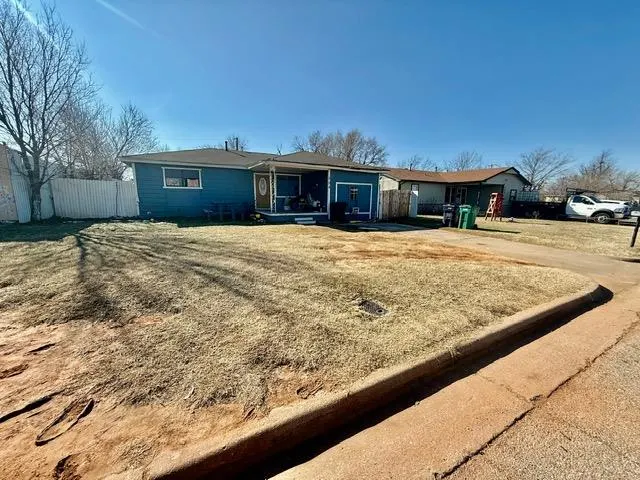 Photo 2 — 804 SE 60th Terrace, Oklahoma City, OK 73149