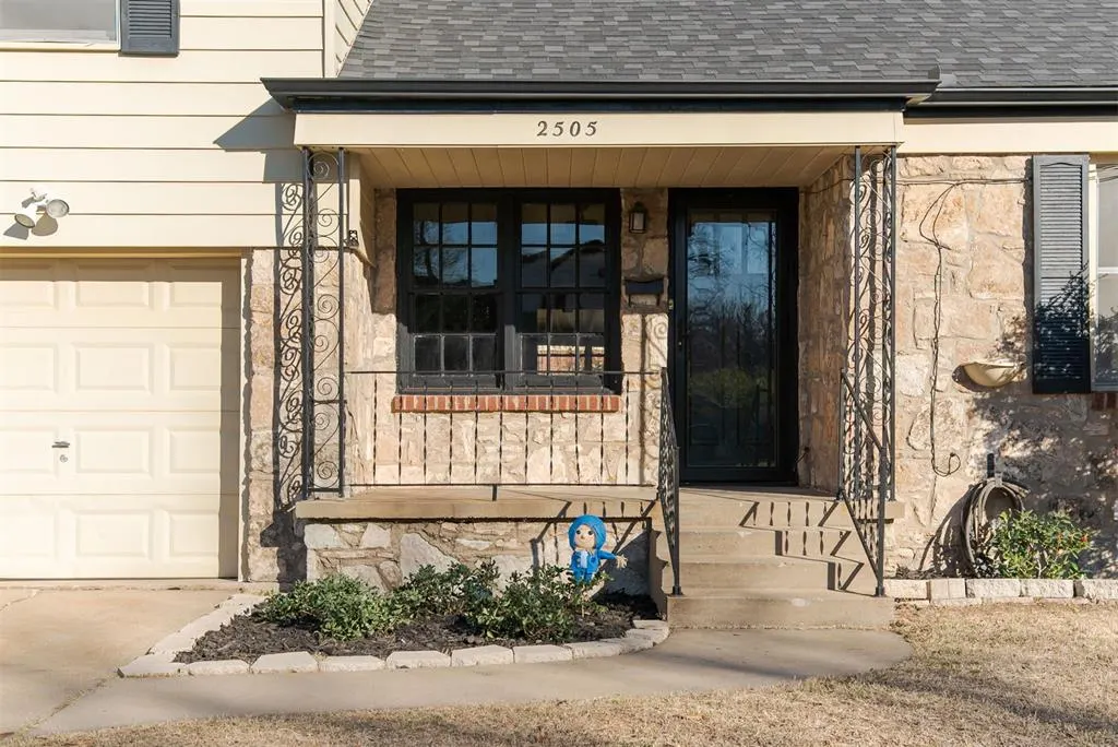 Photo 2 — 2505 NW 37th Street, Oklahoma City, OK 73112