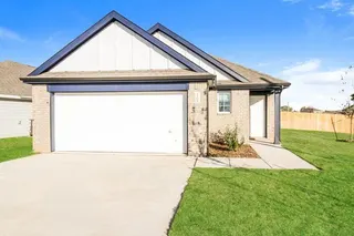 Sold home at 2005 Crimson Creek Boulevard