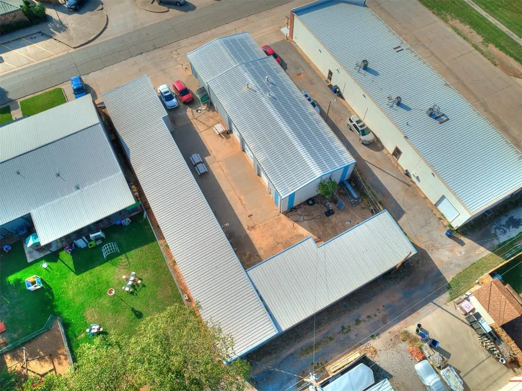 Photo 42 — 219 N 6th Street, Kingfisher, OK 73750