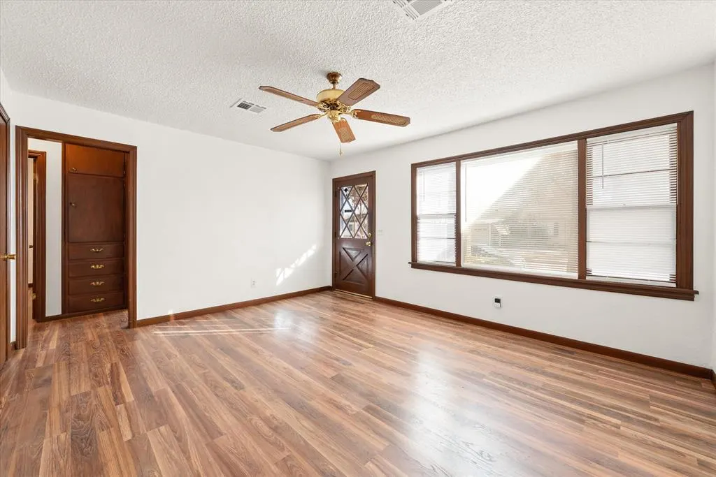 Photo 15 — 1323 NW 83rd Street, Oklahoma City, OK 73114