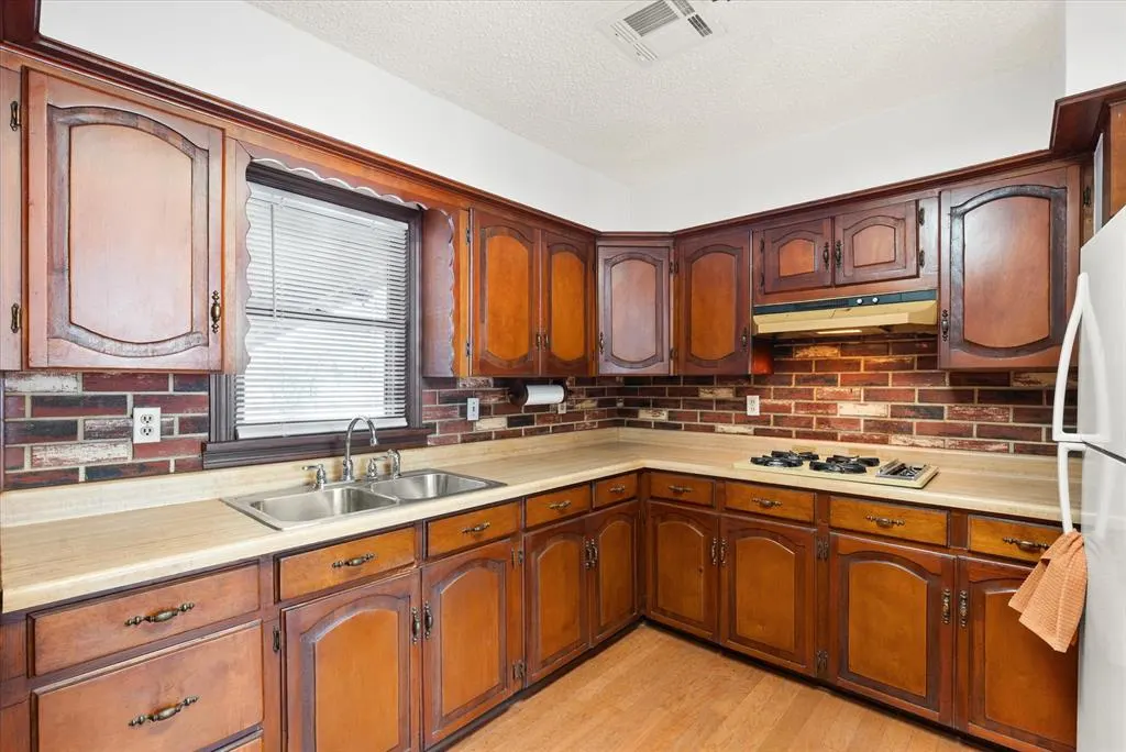 Photo 17 — 1323 NW 83rd Street, Oklahoma City, OK 73114