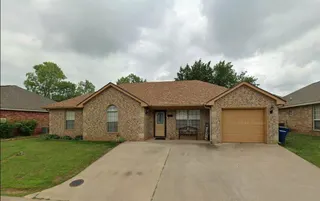 Sold home at 2317 E Sycamore Drive