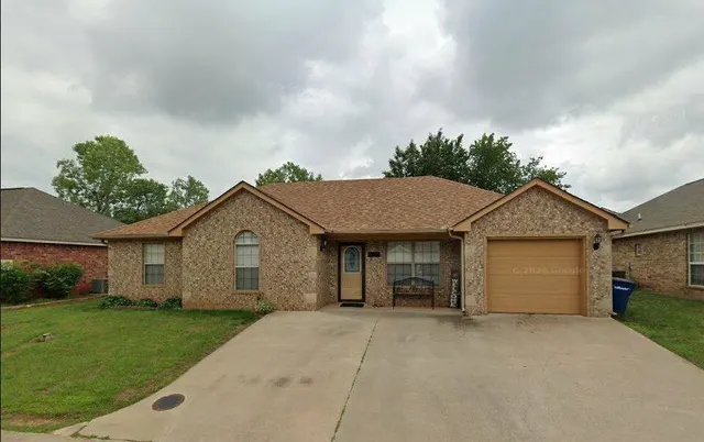 Front exterior — 2317 E Sycamore Drive, Stillwater, OK 74075