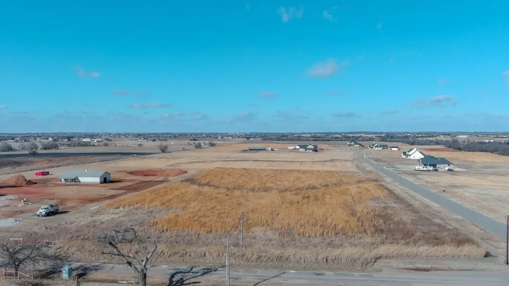 Front exterior — 13901 Emery Lane, Mustang, OK 73064