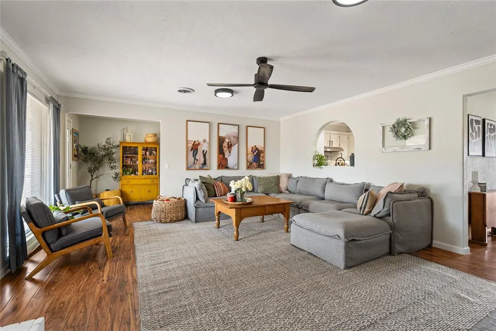 Photo 12 — 521 E Florida Avenue, Waurika, OK 73573