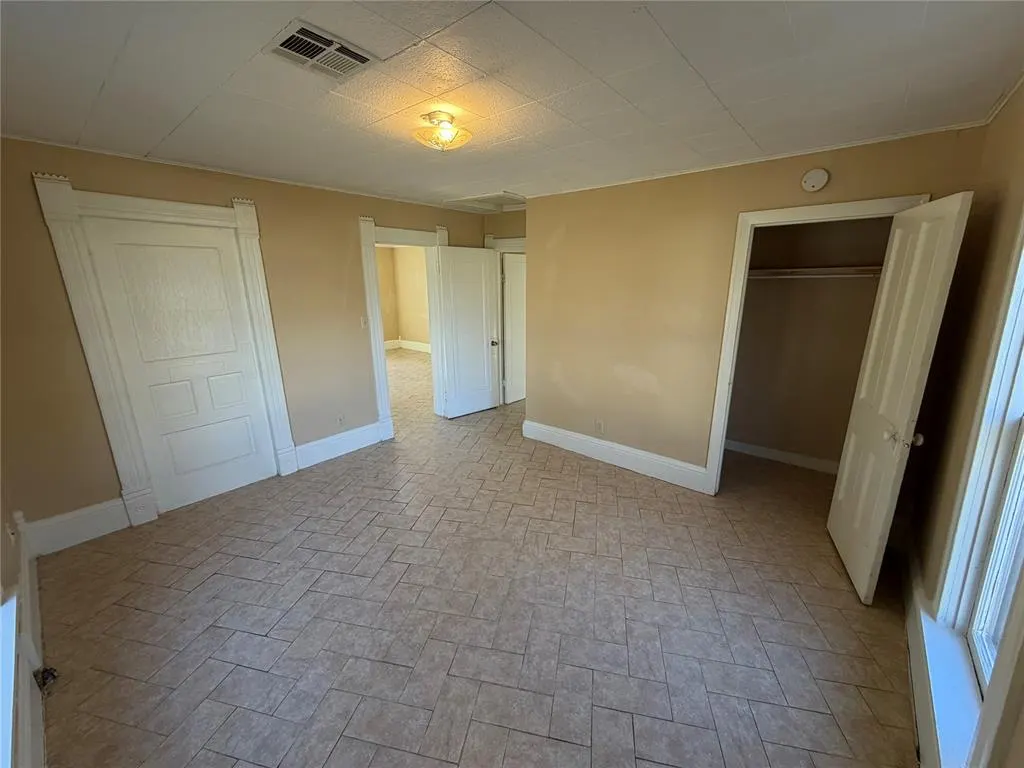 Photo 10 — 604 N Tucker Avenue, Shawnee, OK 74801