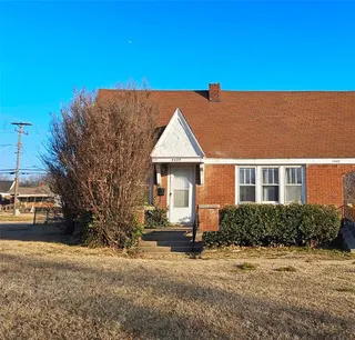 Sold home at 2429 W Park Place