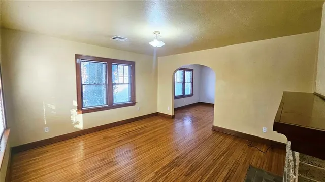 Photo 3 — 2429 W Park Place, Oklahoma City, OK 73107
