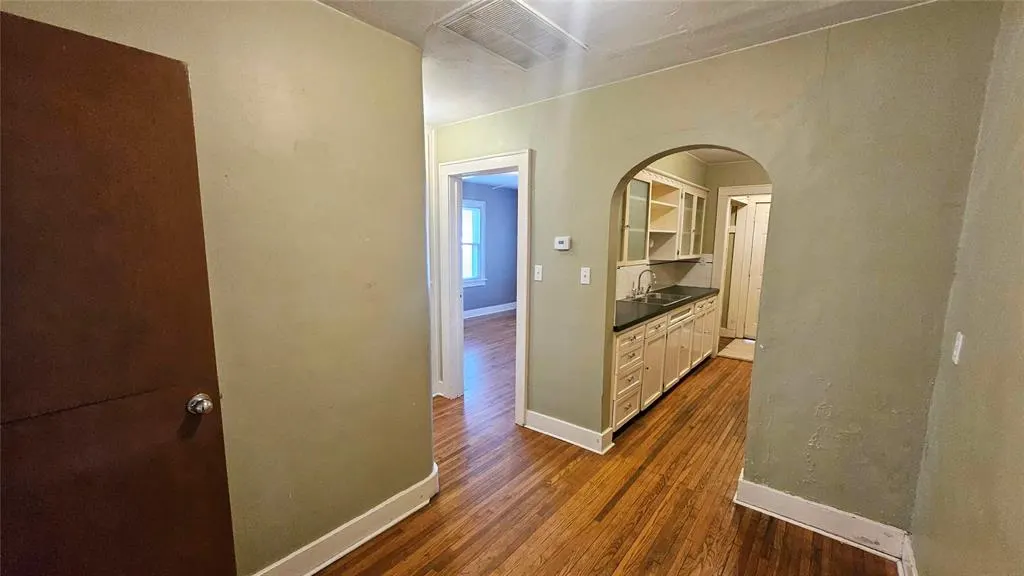 Photo 9 — 2429 W Park Place, Oklahoma City, OK 73107