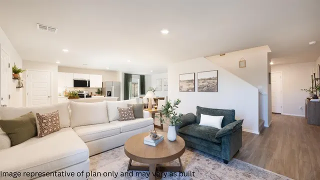 Photo 3 — 8717 SW 31st Terrace, Oklahoma City, OK 73179